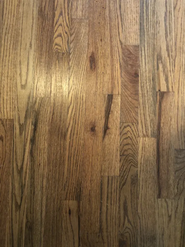 Rich brown oak boards with strong straight grain